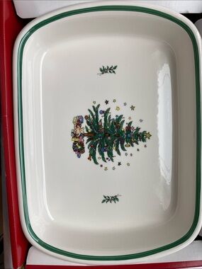 Retired Nikko Happy Holidays 15.25” large lasagna pan, new in box, new